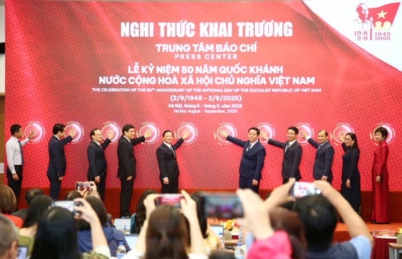 Khai trương trung tâm báo chí phục vụ Lễ kỷ niệm 80 năm Quốc khánh